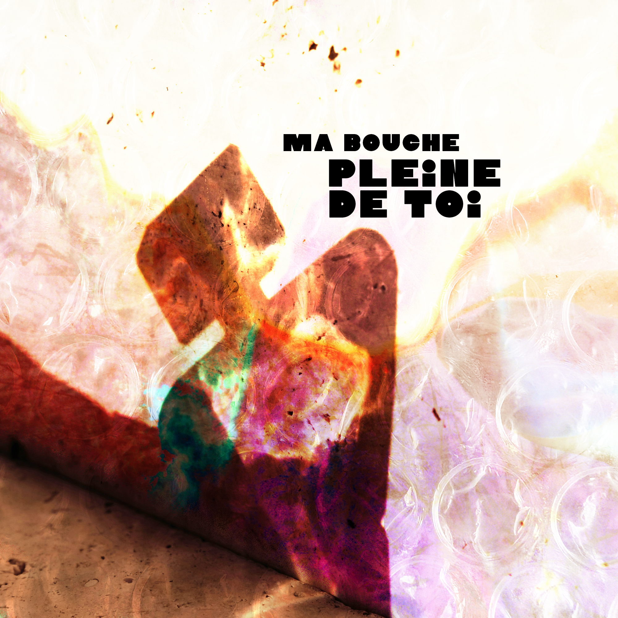 ma-bouche-pleine-emmos-marinepizarro